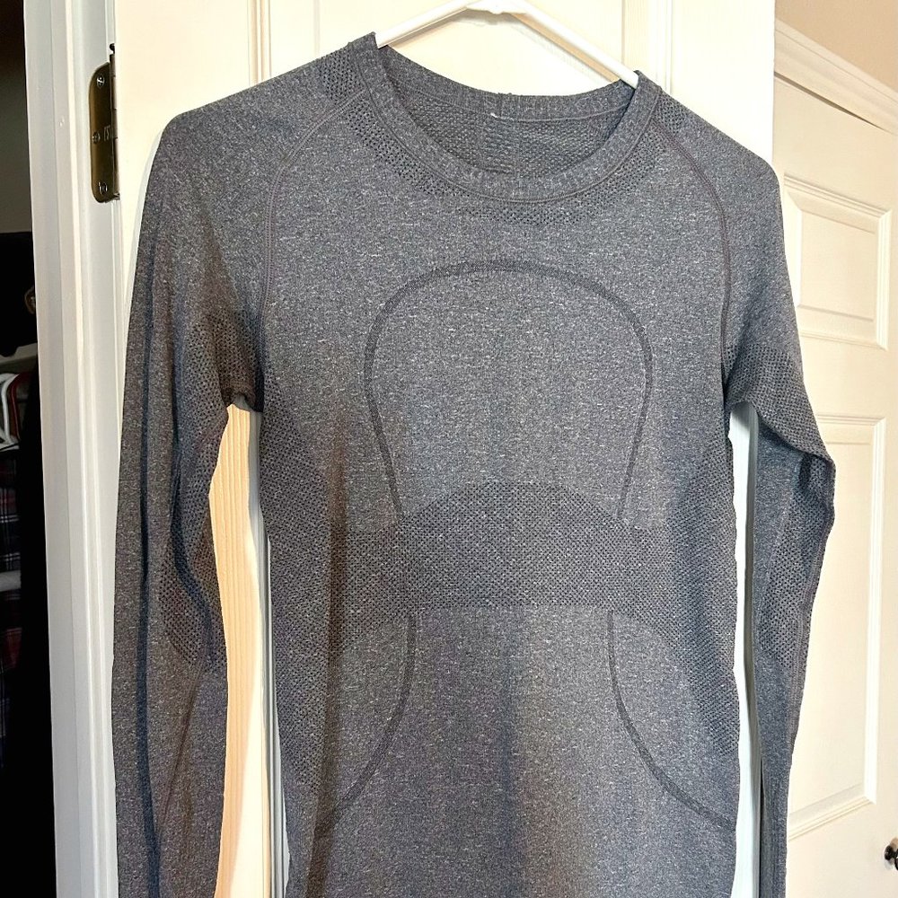 lululemon Swiftly Tech Long Sleeve - Heathered Black (gray) - Size 6
